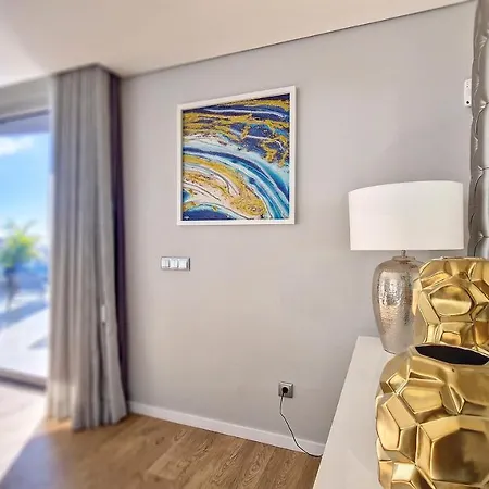 Paradise Palms By Lovelystay Funchal (Madeira)